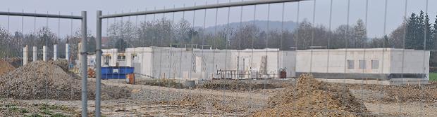 Seitenansicht des Neubaus, Bild von 04.04.2009 Seitenansicht des Neubaus, Bild von 04.04.2009