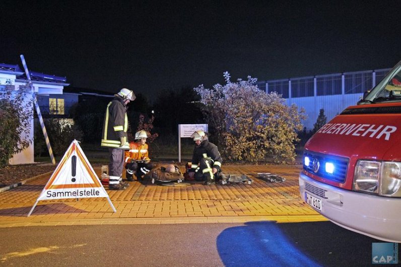bung_Gehrden_Feuer_04112011_172