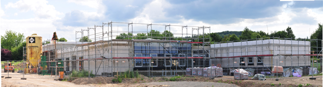 Naubau Juni