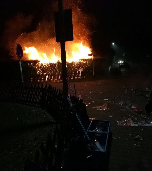 Feuer – Heckenbrand