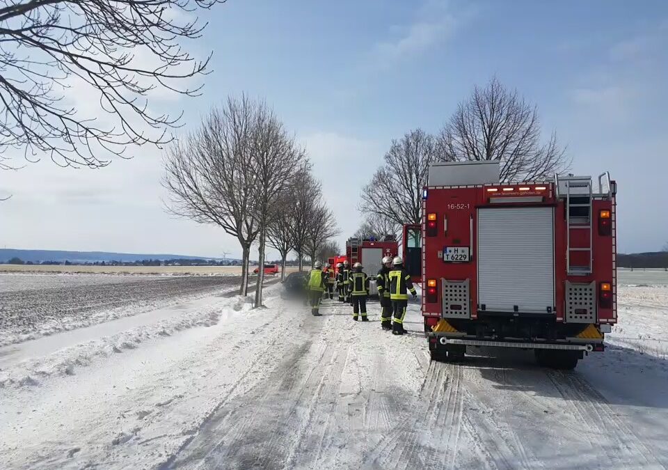 Hilfeleistung – Verkehrsunfall mit eingeklemmter Person