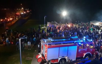 Mit Laternen durch die Innenstadt