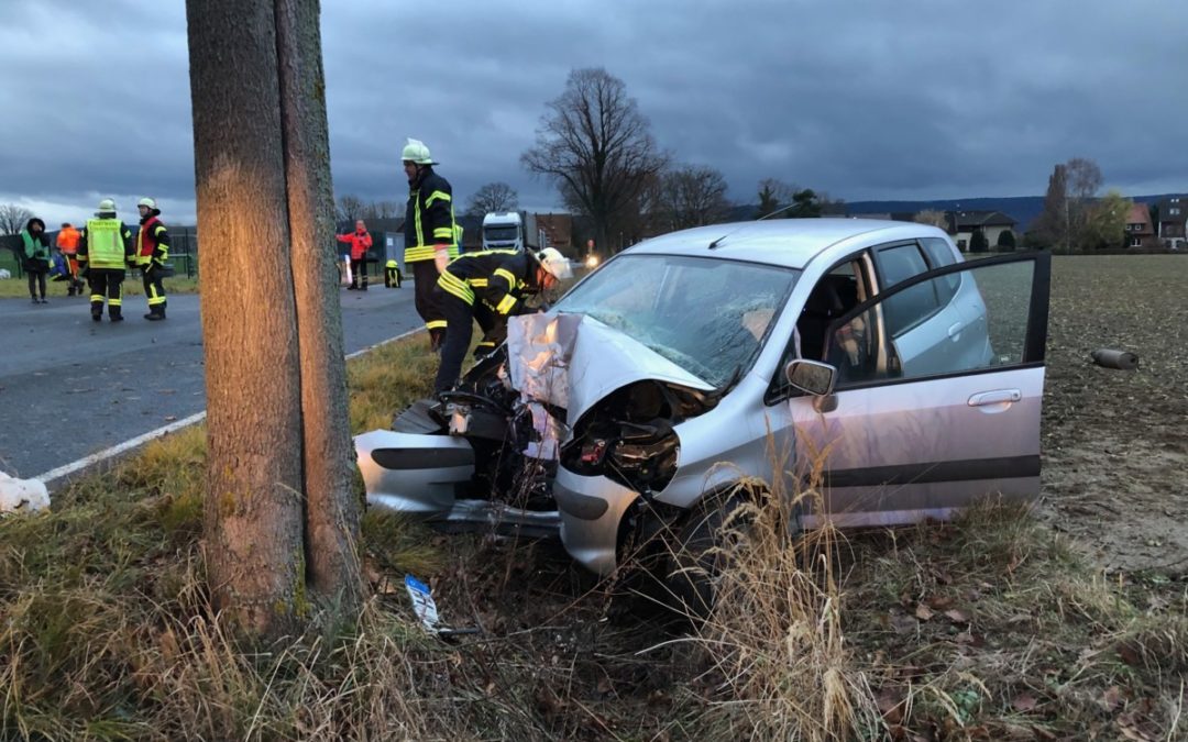 Hilfeleistung – Verkehrsunfall mit eingeklemmter Person