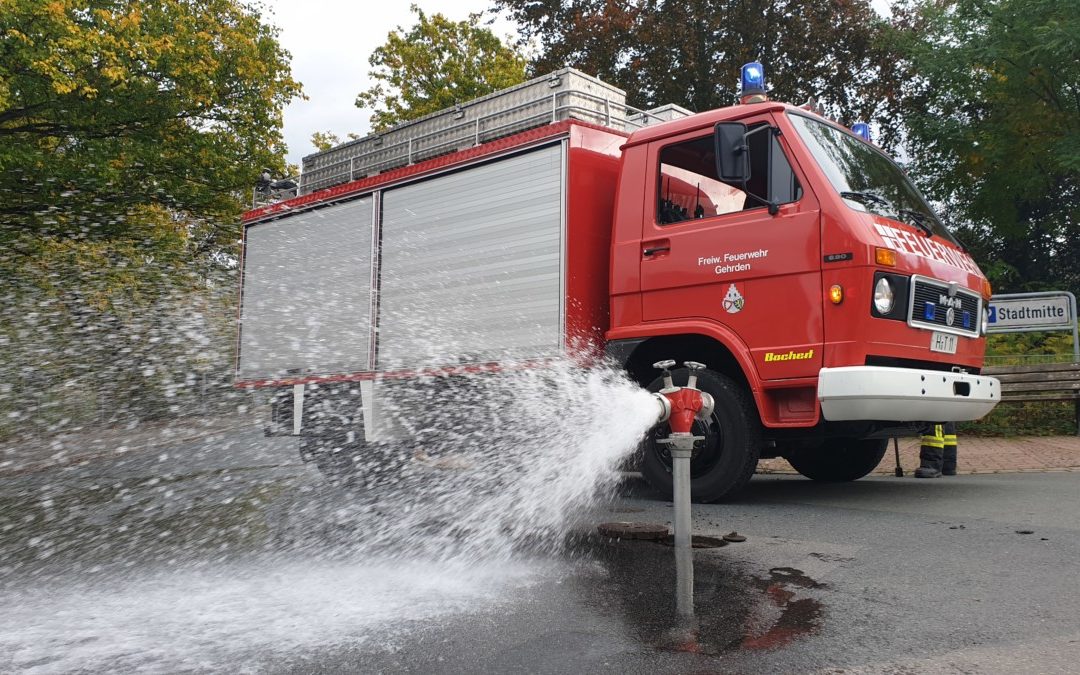 Hydranten für die Löschwasserversorgung geprüft