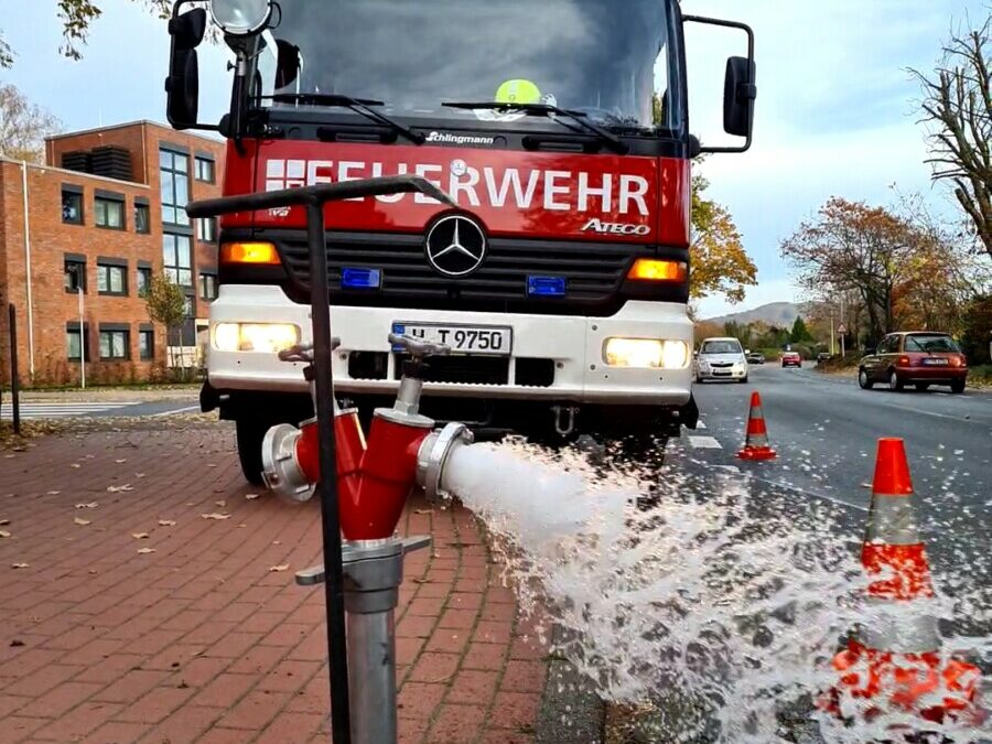 Löschwasserversorgung in der Kernstadt geprüft und für den Winter vorbereitet