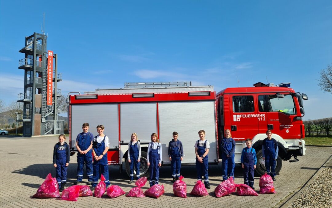 Gehrdener Jugendfeuerwehr beteiligt sich an Müllsammelaktion „Gehrden räumt auf“   