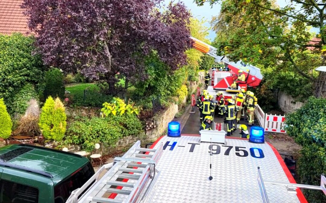 Feuer – Dachstuhlbrand nach Blitzschlag