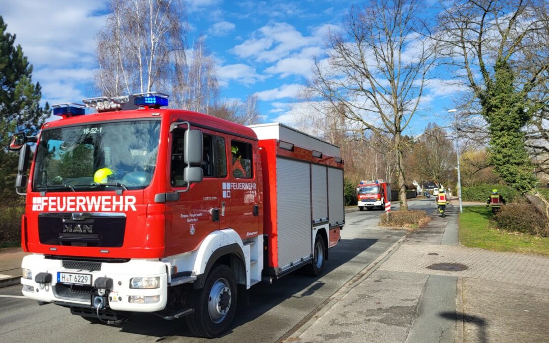 Hilfeleistung – Baum droht zu fallen