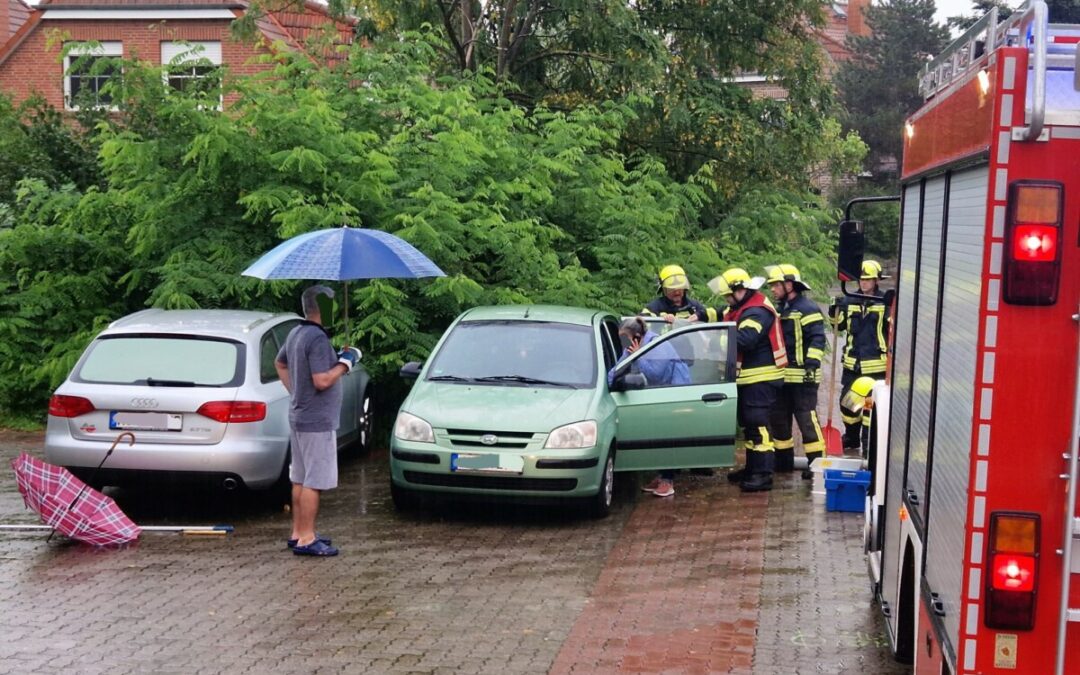 Hilfeleistung – Kind in verschlossenem Fahrzeug