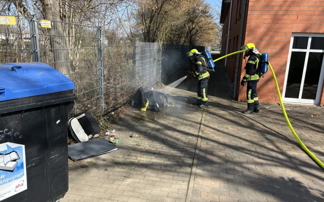 Feuer – Containerbrand