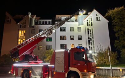Feuerwehr erhält eine Drehleiter und wird vermehrt im Stadtgebiet üben