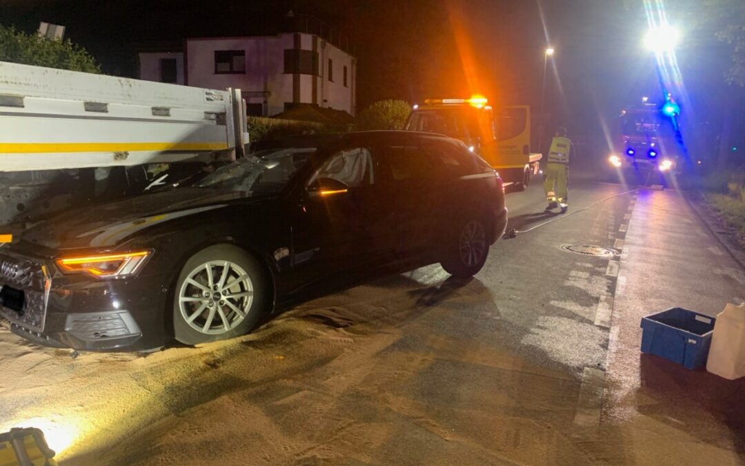 Hilfeleistung – auslaufende Betriebsstoffe nach Verkehrsunfall